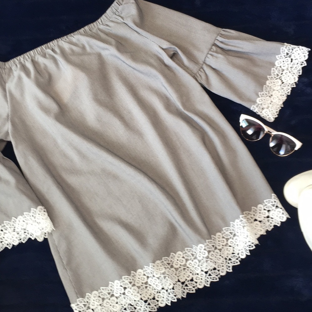 NWT Striped Off the Shoulder Top w/Lace - Picture 6 of 8